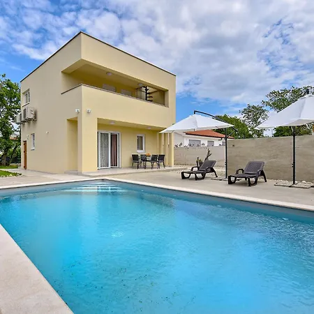 Villa Family House Korina Vodnjan
