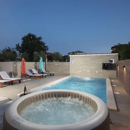 Villa Family House Korina