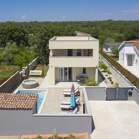 Villa Family House Korina Vodnjan